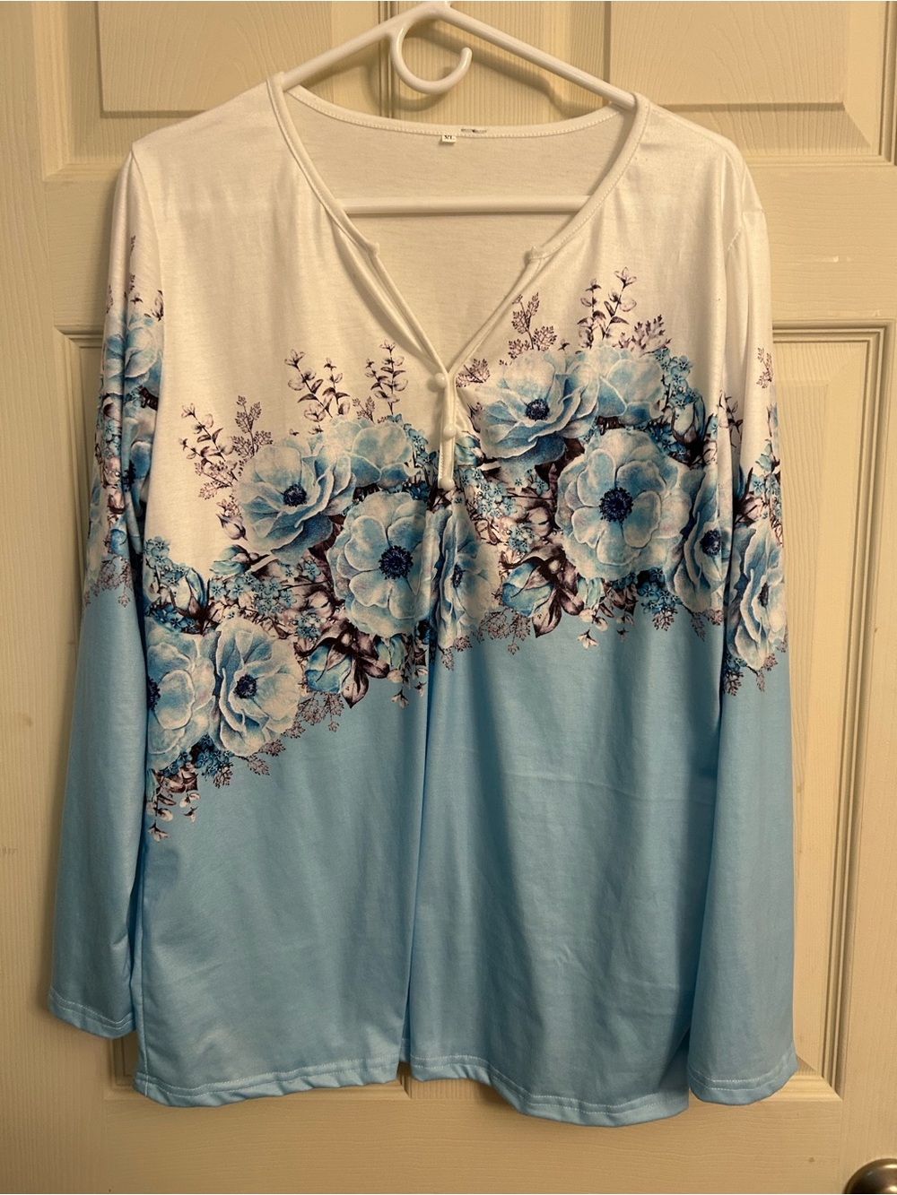 Women’s Floral Ombre Long-Sleeve Top - Blue XL